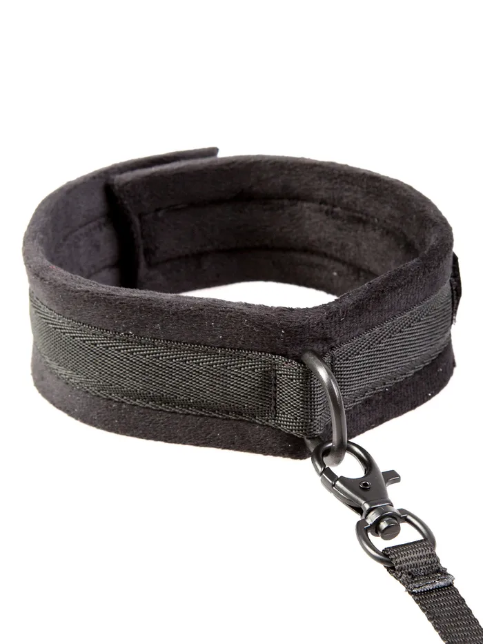 Anal HonourSkintwocom Black Velvet Collar with Lead